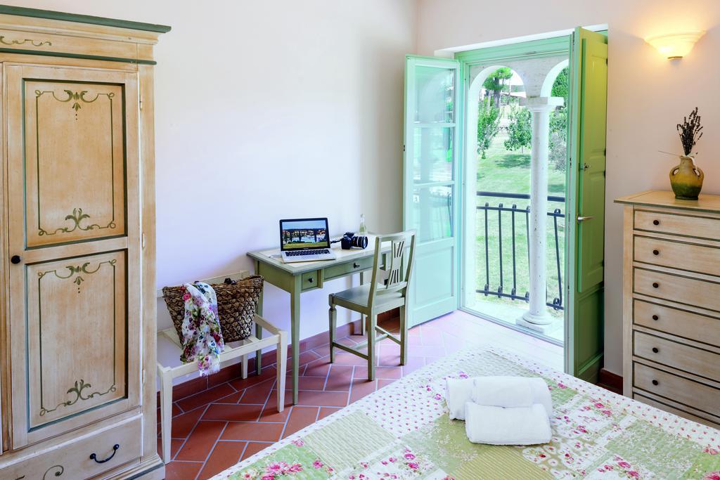 Pian Dei Mucini Resort Il Borgo Massa Marittima Habitación foto