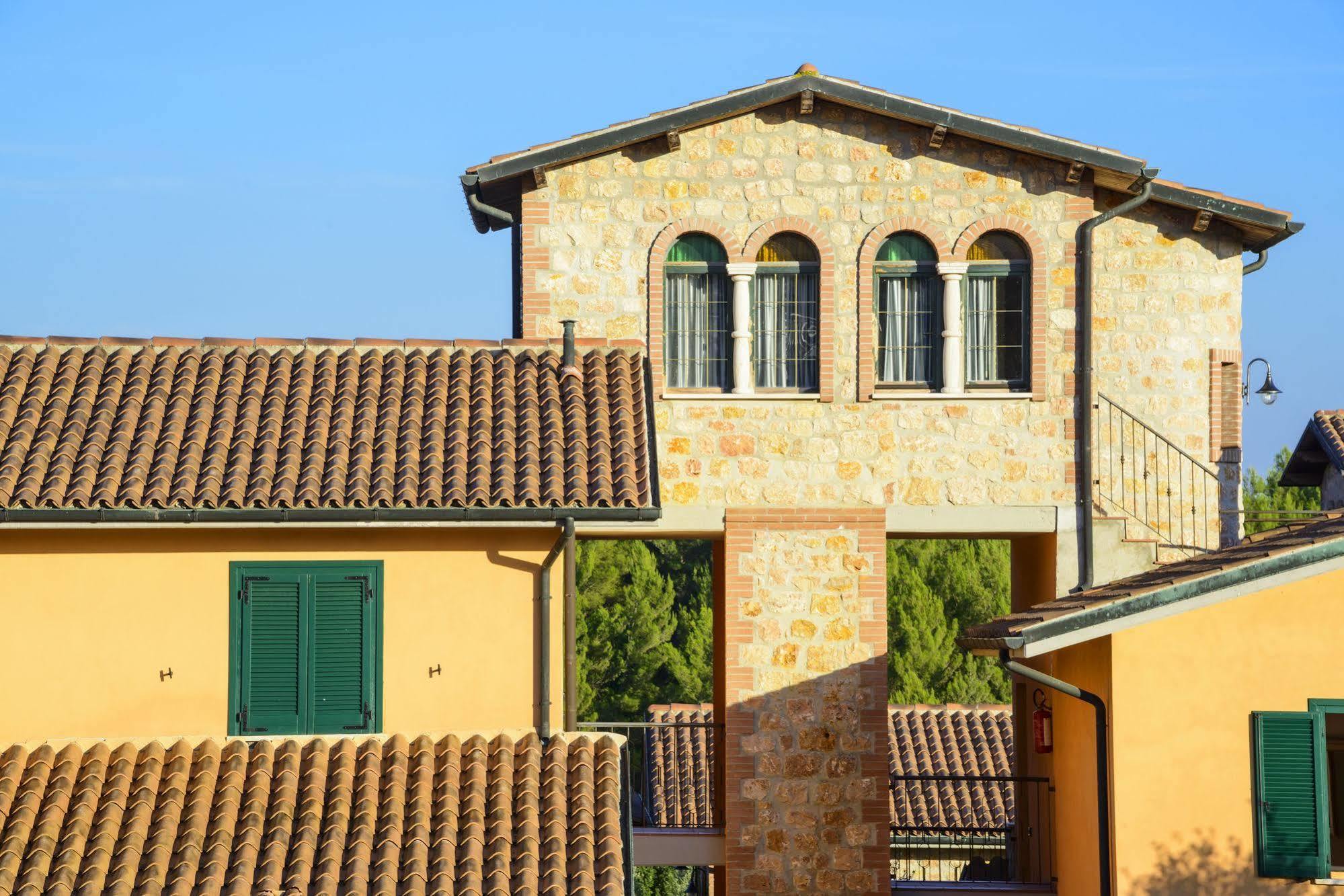 Pian Dei Mucini Resort Il Borgo Massa Marittima Exterior foto