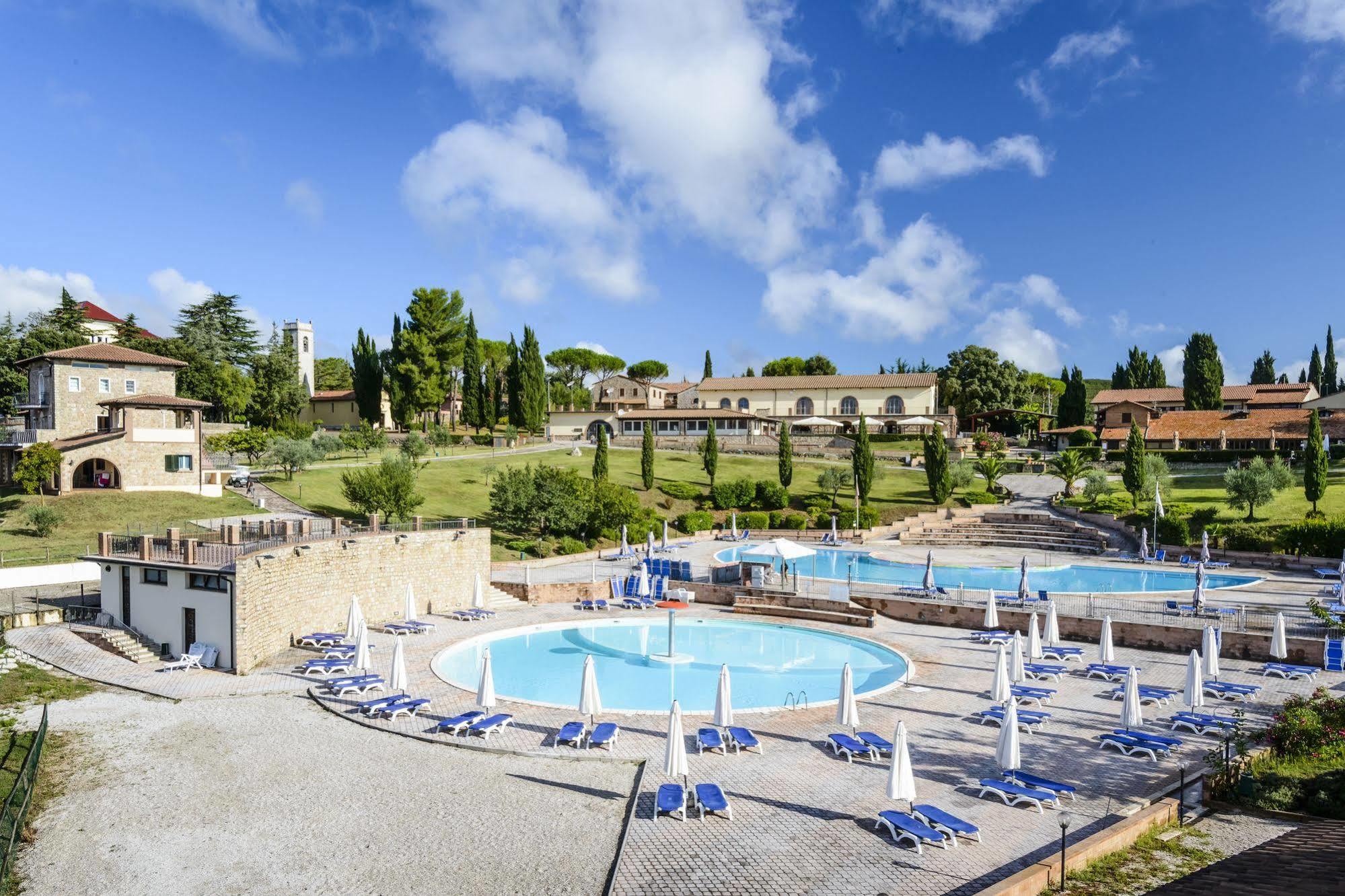 Pian Dei Mucini Resort Il Borgo Massa Marittima Exterior foto